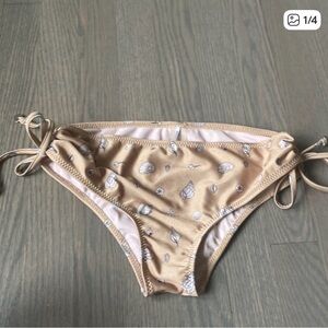 Wildfox Cream Bikini Bottom with Seashell Design